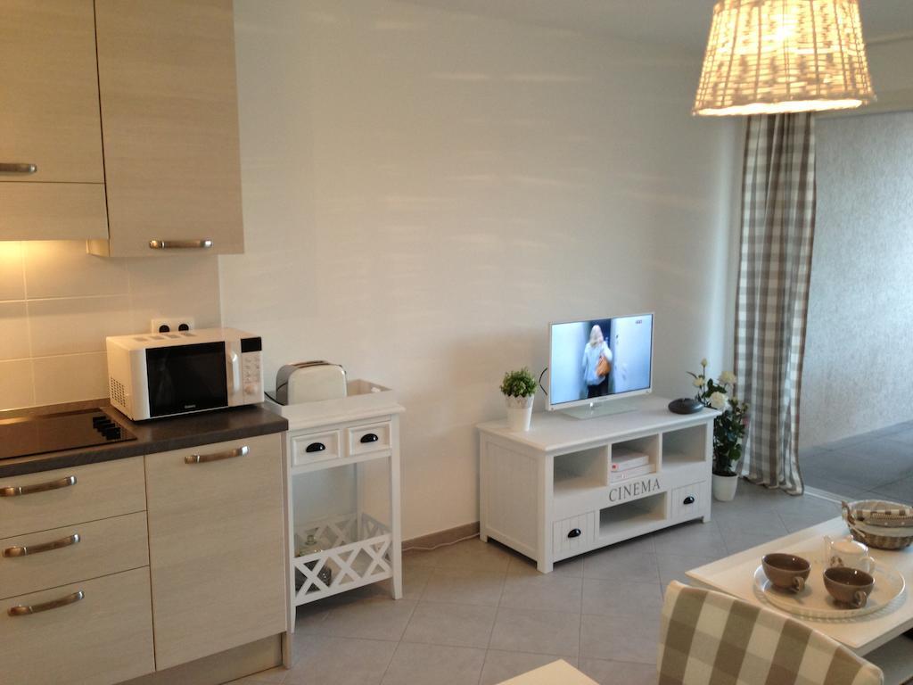 Residence Nayah-Maria Calvi  Kamer foto